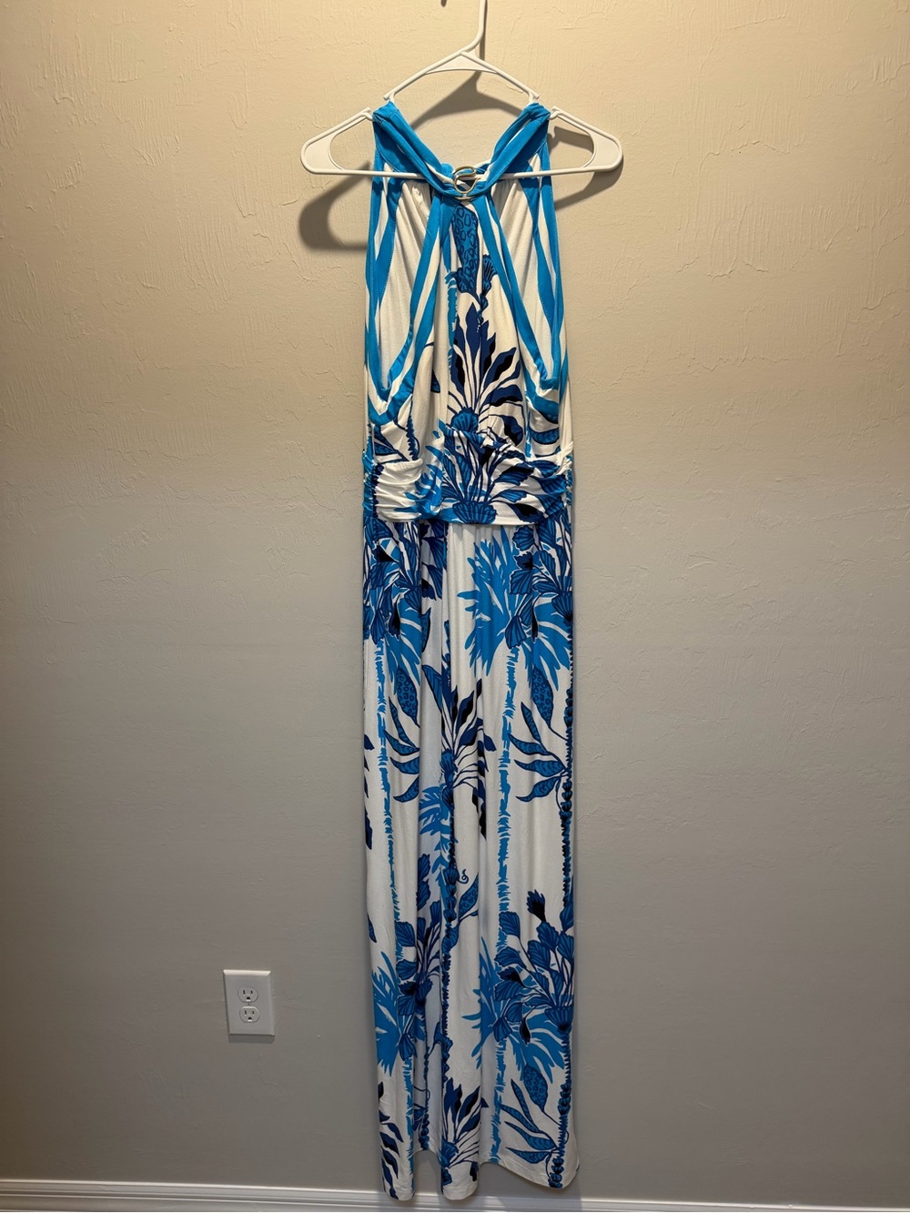 💙EUC Lilly Pulitzer White & Blue Halter Floral Maxi Dress💙